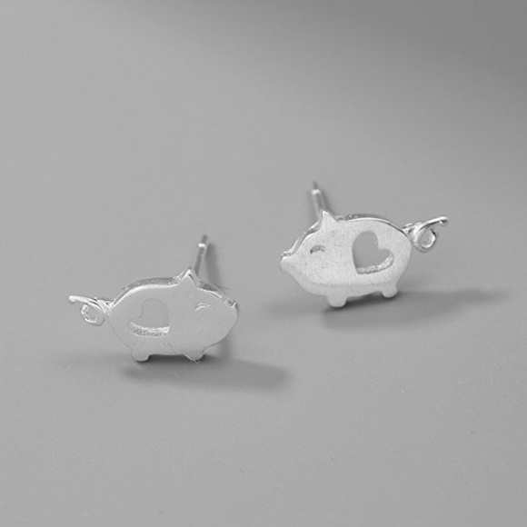 ❤️4 for $20 Sale❤️Cute Piggy Stud Earrings - Picture 3 of 4
